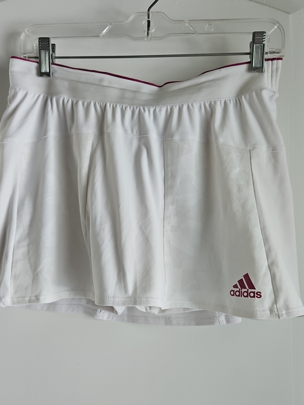 adidas White Tennis Skort with Berry Logo Trim